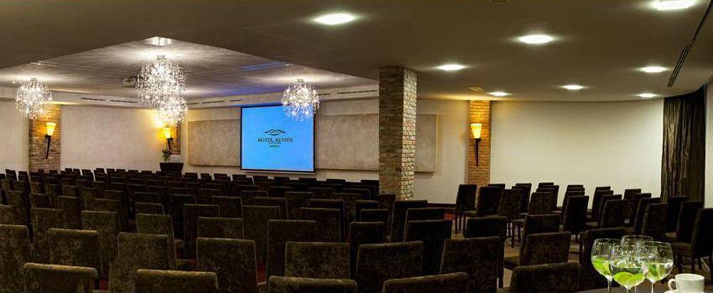 Hotel Remes Opalenica Kültér fotó