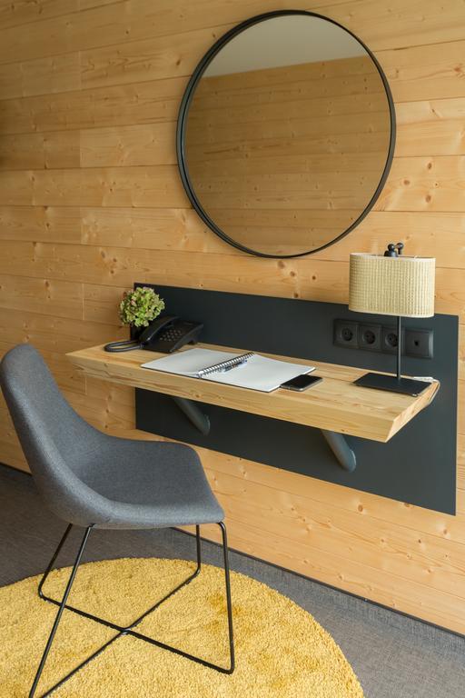 Hotel Remes Opalenica Kültér fotó