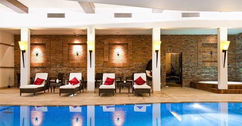 Hotel Remes Opalenica Kültér fotó