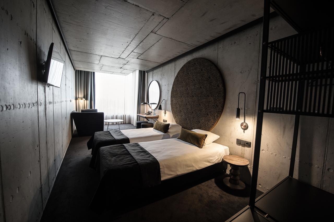 Hotel Remes Opalenica Kültér fotó
