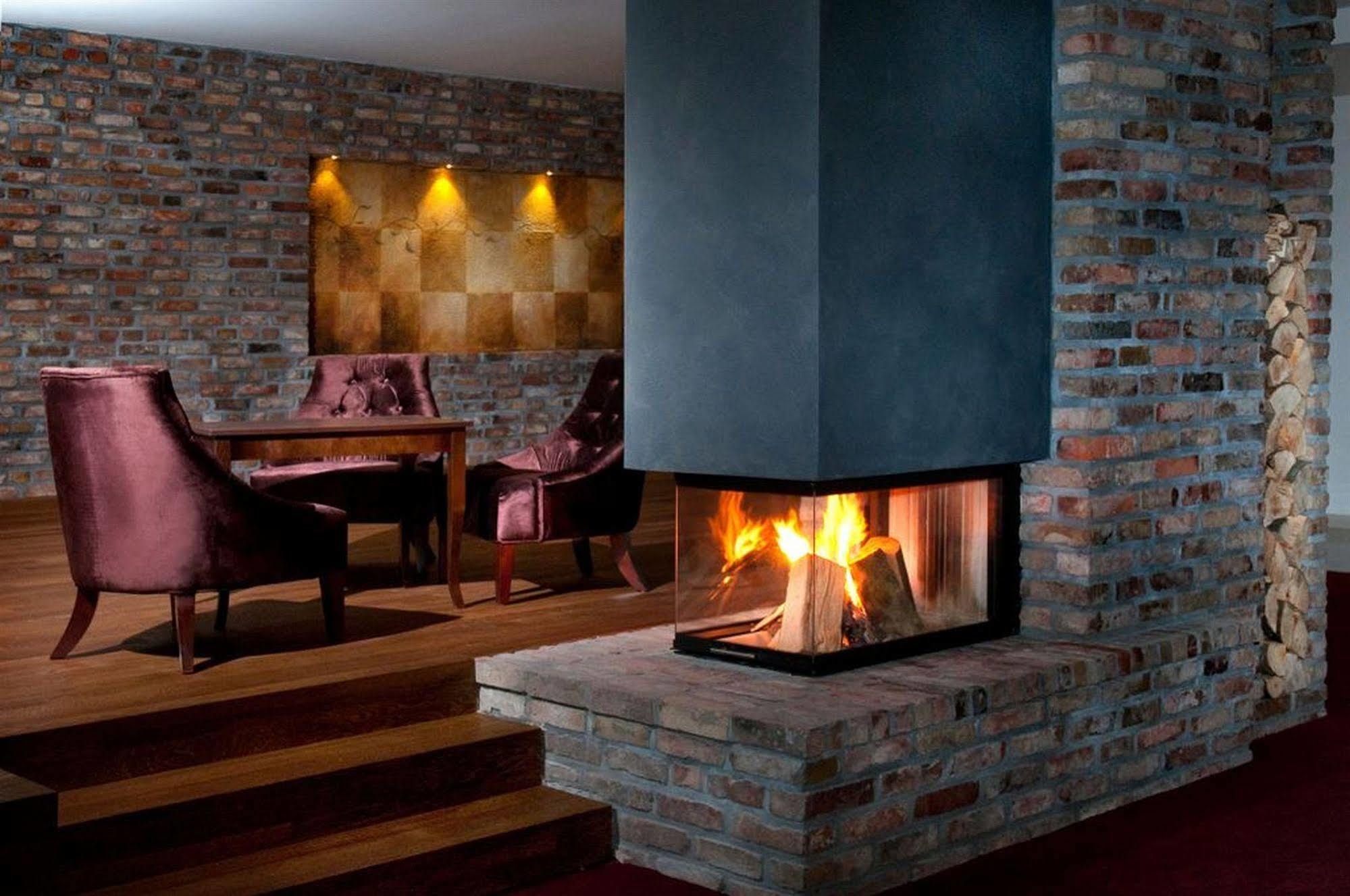 Hotel Remes Opalenica Kültér fotó
